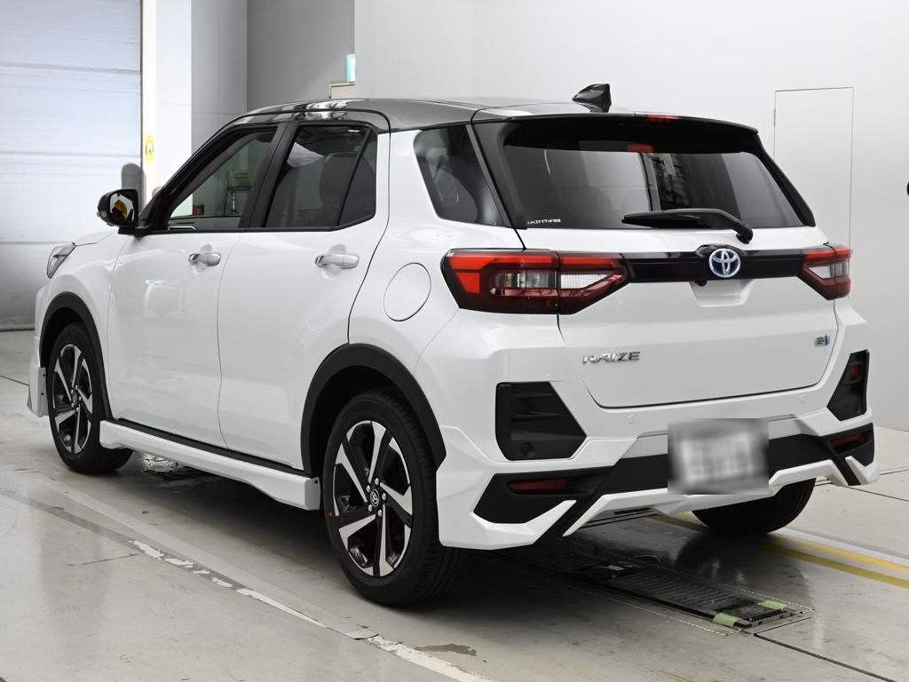 TOYOTA RAIZE