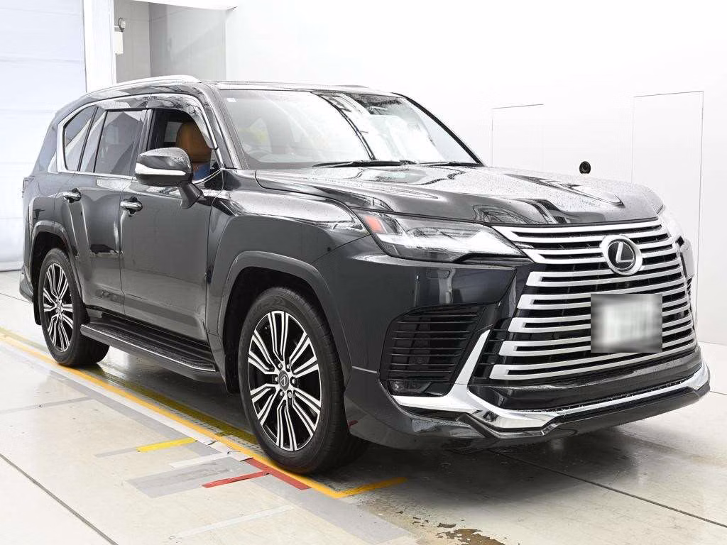 Lexus LX600