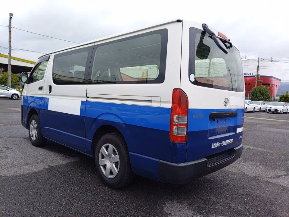 Toyota Hiace