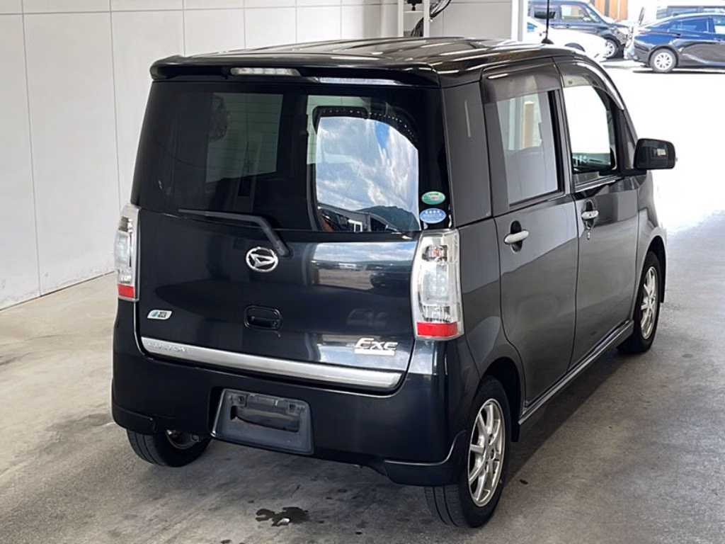 DAIHATSU TANTO EXE