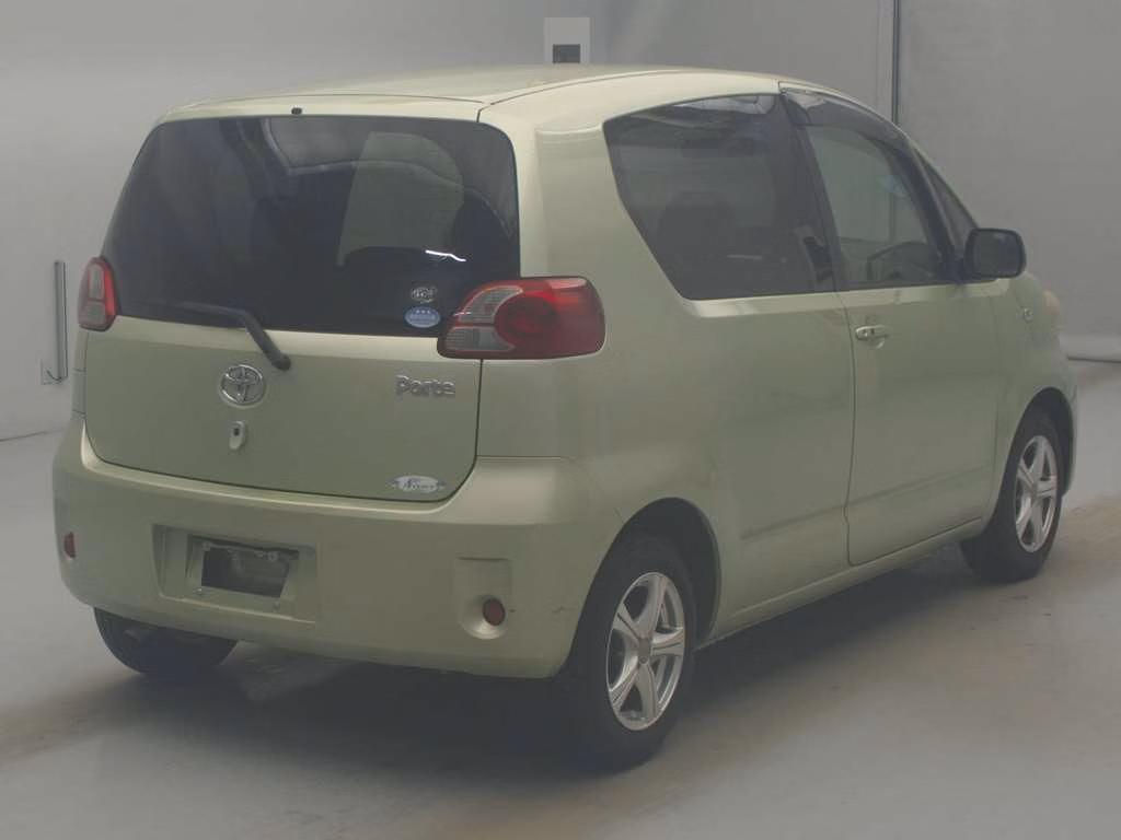 TOYOTA PORTE