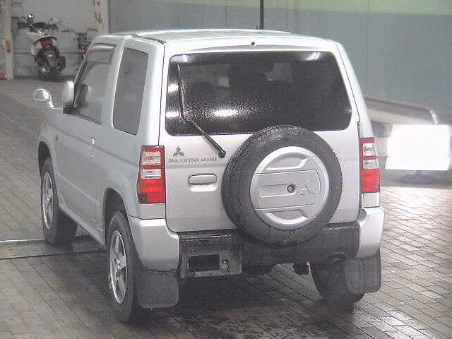 Mitsubishi Pajero Mini