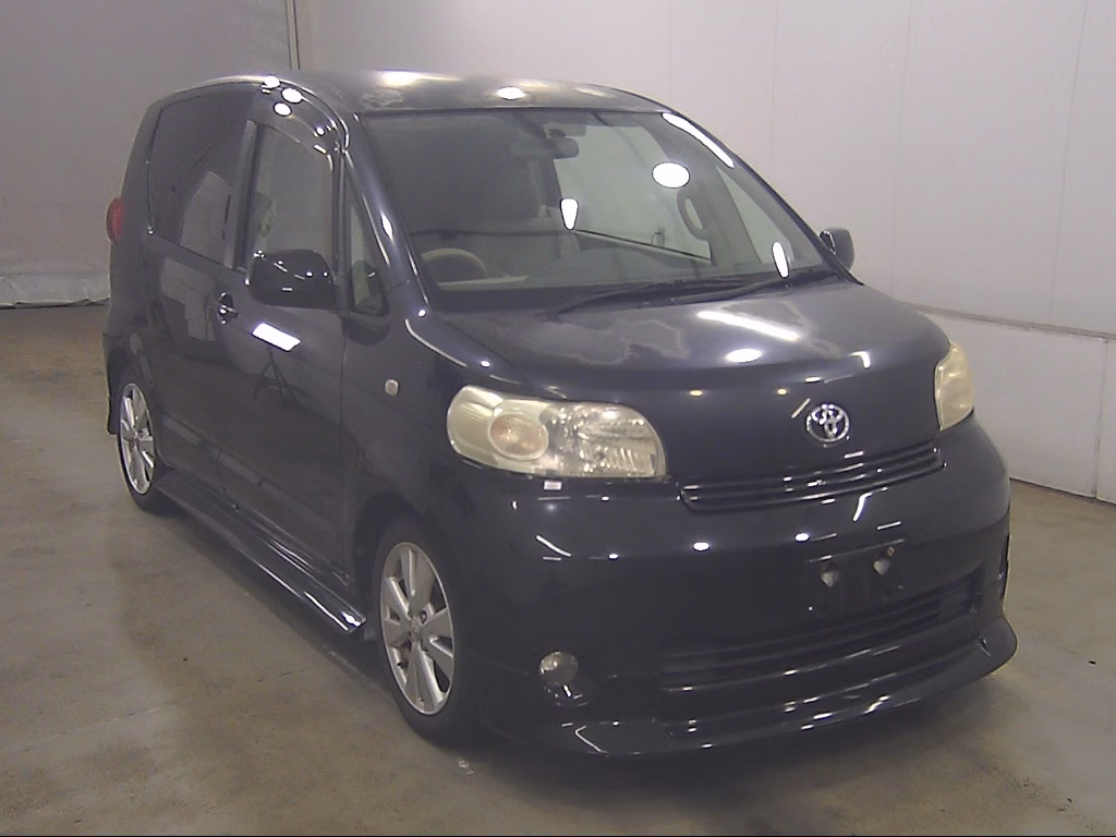 TOYOTA PORTE