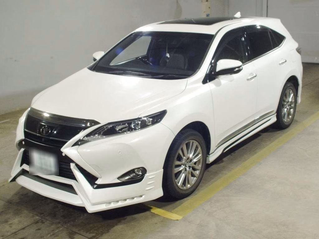 TOYOTA HARRIER