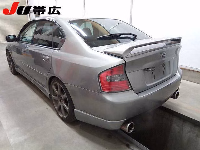 Subaru Legacy B4