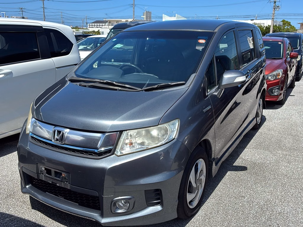 HONDA FREED SPIKE