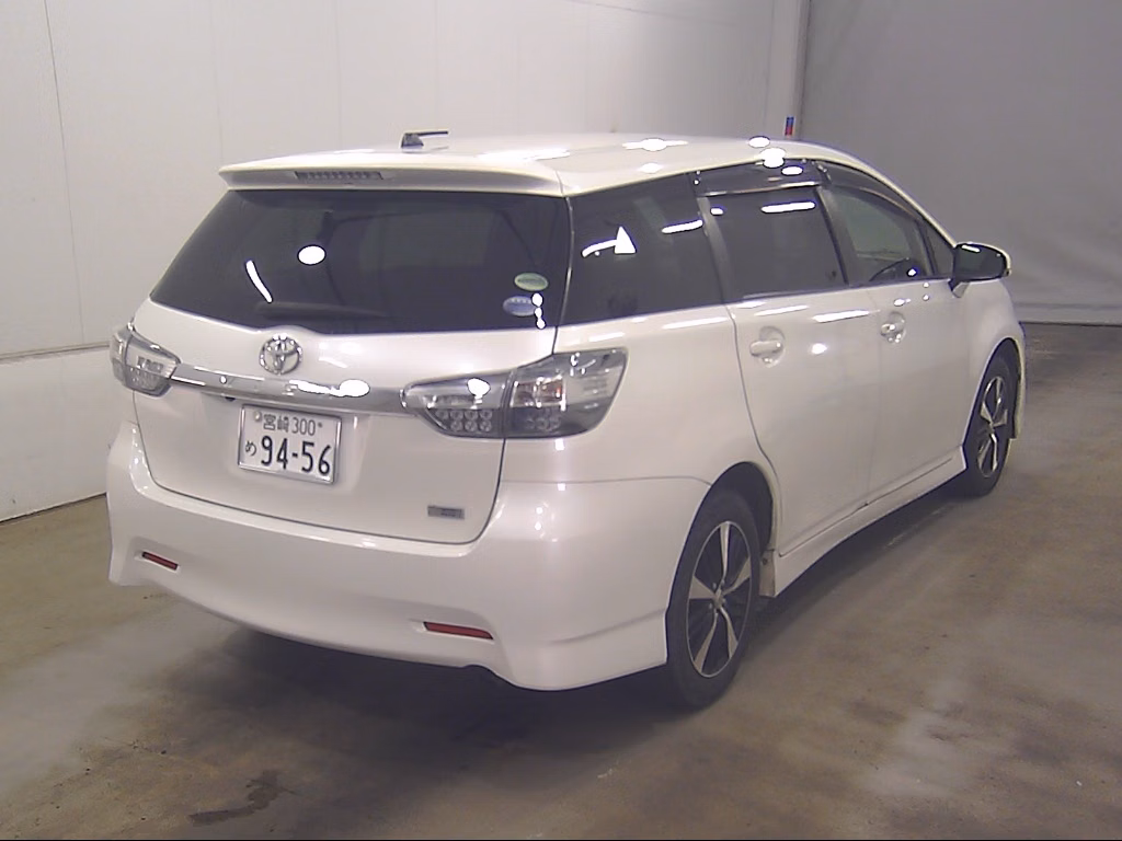 TOYOTA WISH