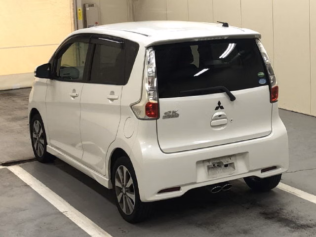 MITSUBISHI EK CUSTOM