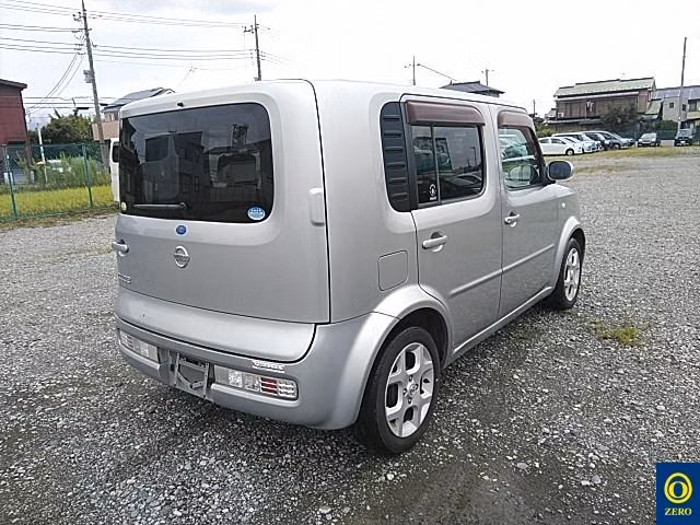 NISSAN CUBE