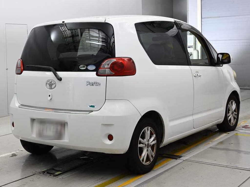 TOYOTA PORTE