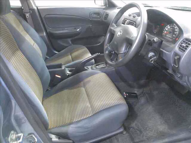 Nissan AD