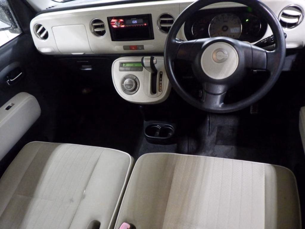Daihatsu Mira Cocoa