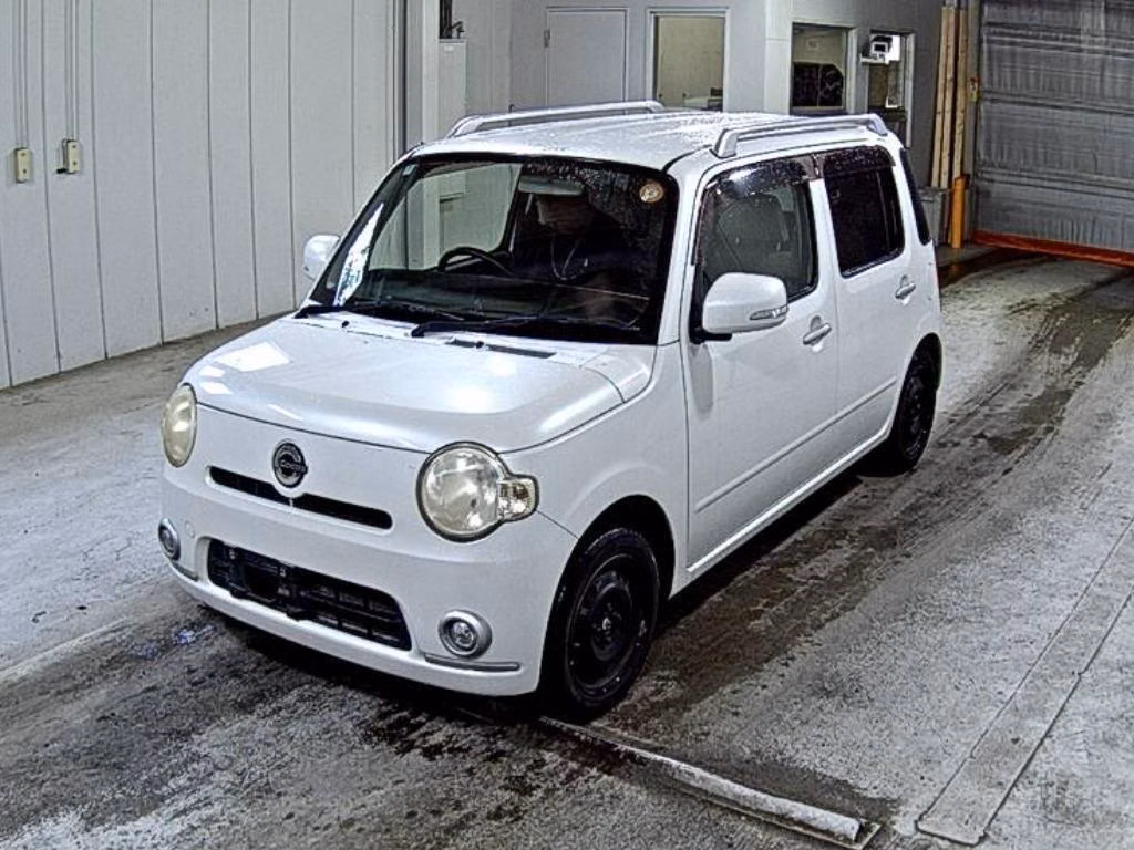 Daihatsu Mira Cocoa