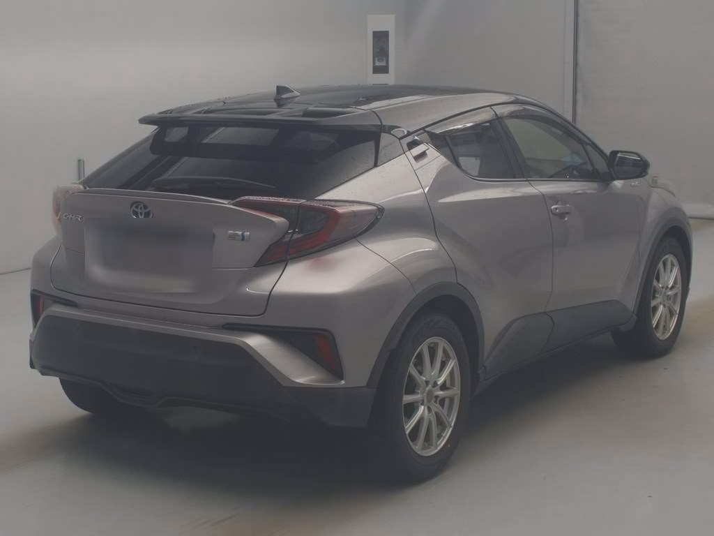 TOYOTA C-HR