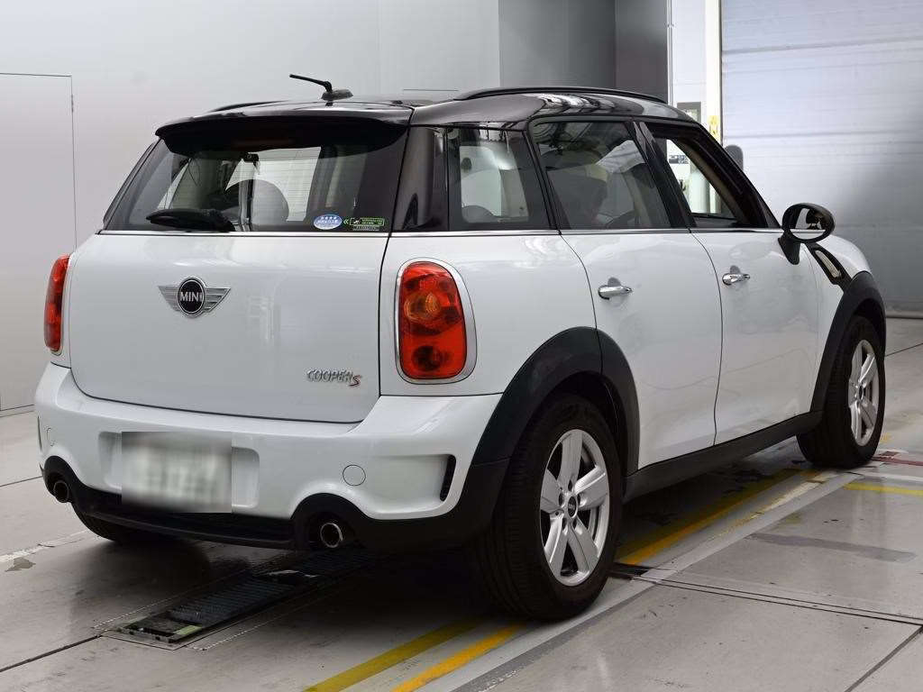 MINI CROSSOVER