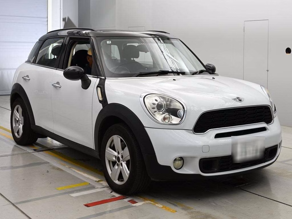 MINI CROSSOVER