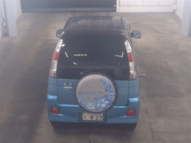 DAIHATSU TERIOS KID