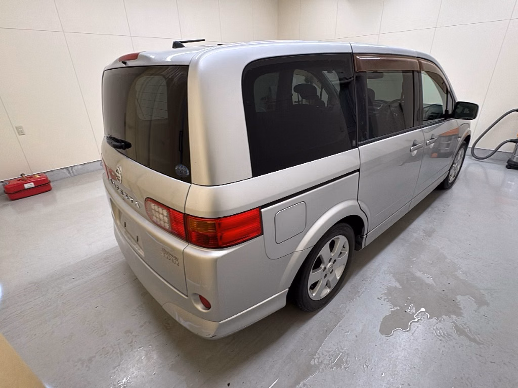 NISSAN LAFESTA