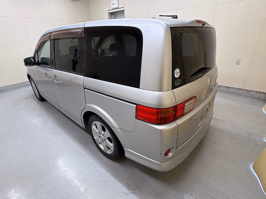 NISSAN LAFESTA