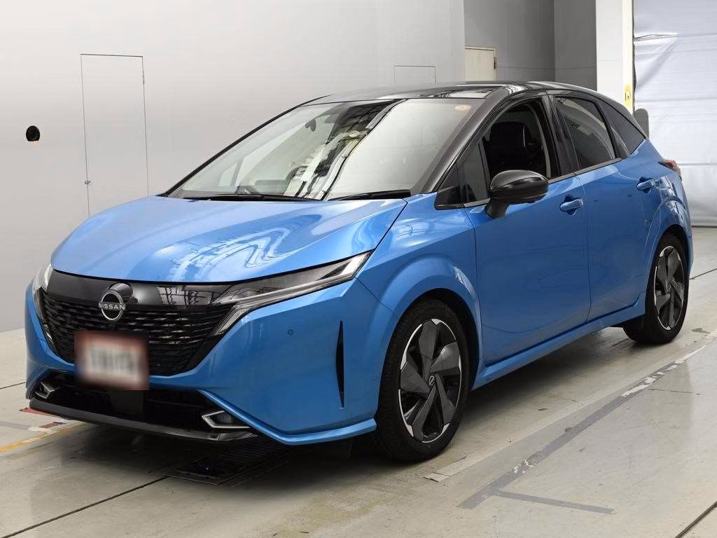 Nissan Aura