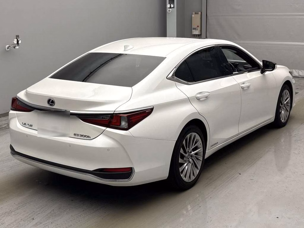 Lexus ES300h