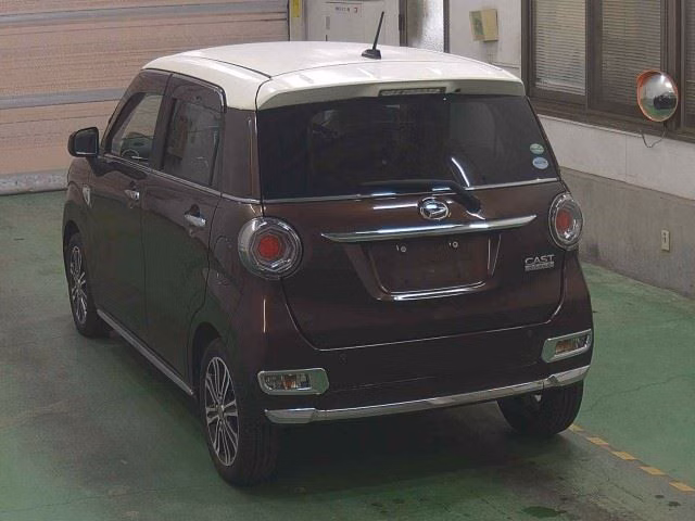 DAIHATSU CAST
