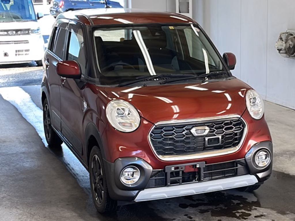 DAIHATSU CAST