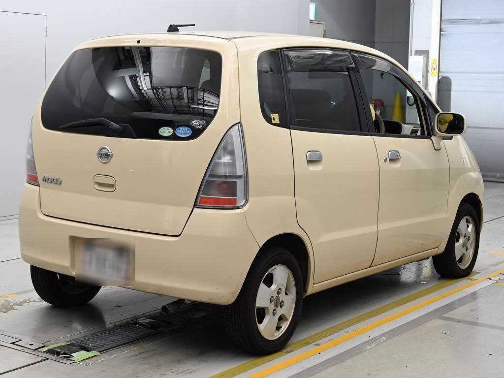 NISSAN MOCO