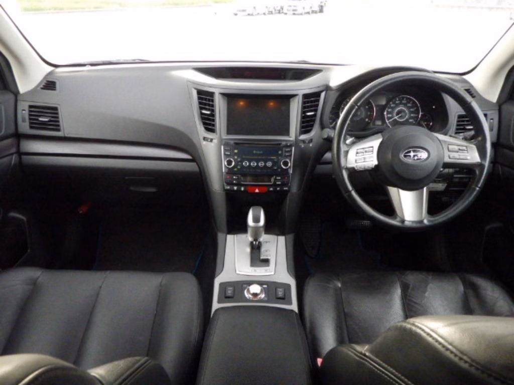 SUBARU OUTBACK