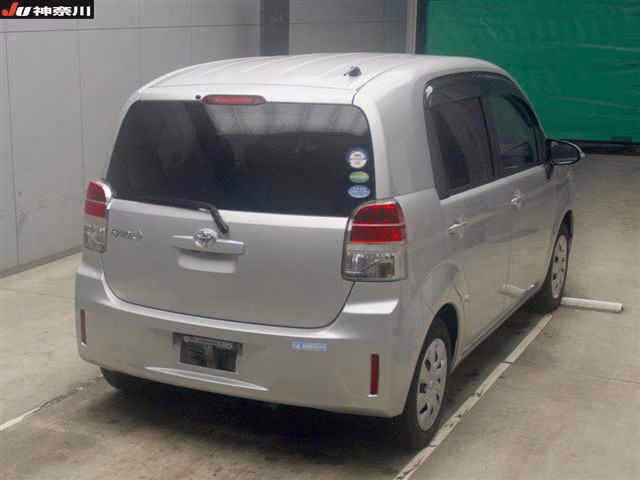 TOYOTA SPADE