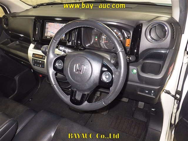 HONDA N-WGN