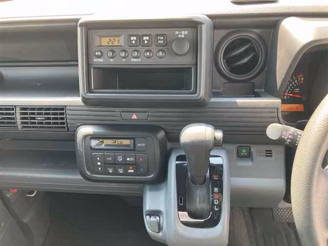 HONDA N-VAN