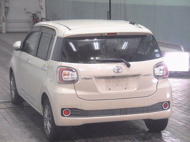 TOYOTA PASSO