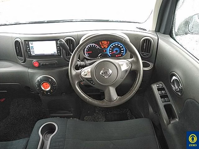 NISSAN CUBE