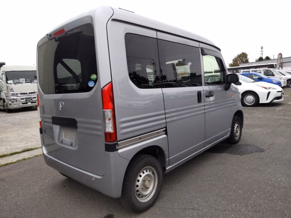 HONDA N-VAN