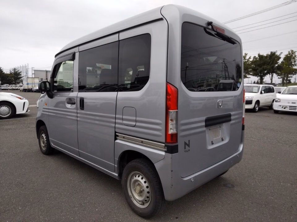 HONDA N-VAN