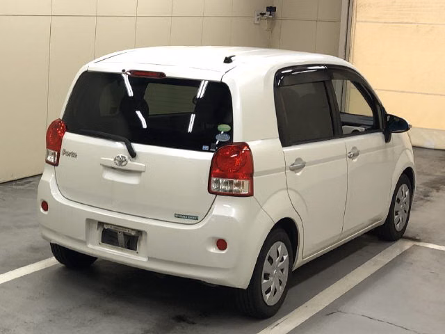 TOYOTA PORTE
