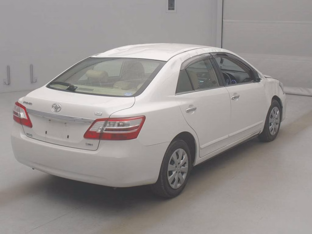 TOYOTA PREMIO