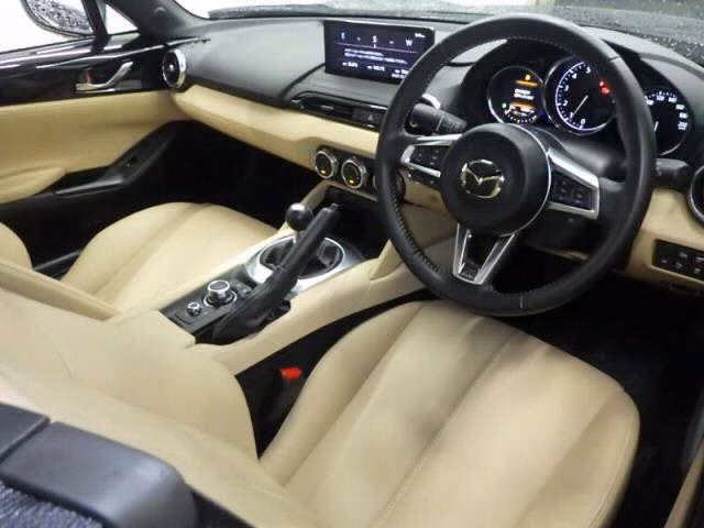 MAZDA ROADSTER