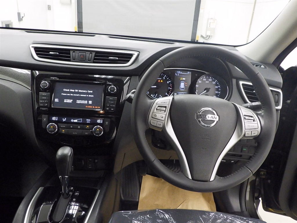 NISSAN X-TRAIL