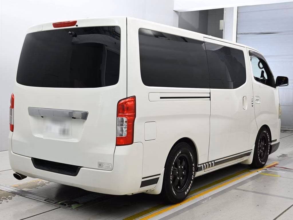 NISSAN NV350 CARAVAN