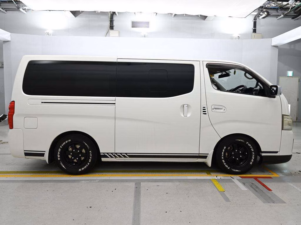 NISSAN NV350 CARAVAN