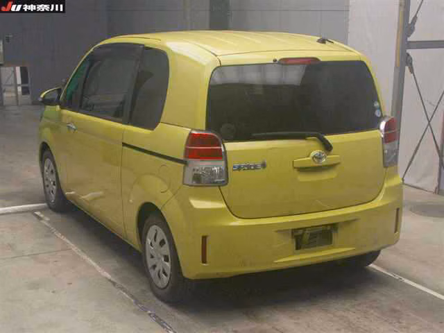 TOYOTA SPADE