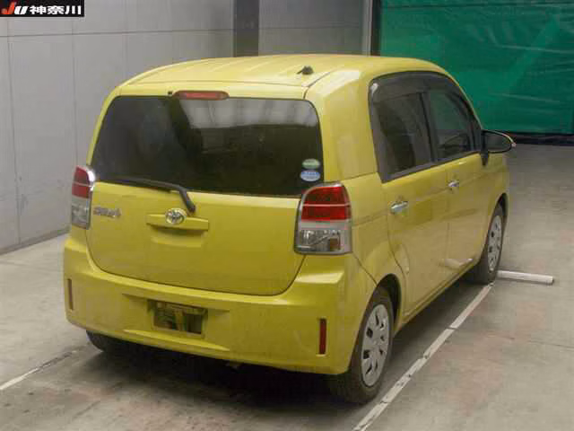 TOYOTA SPADE