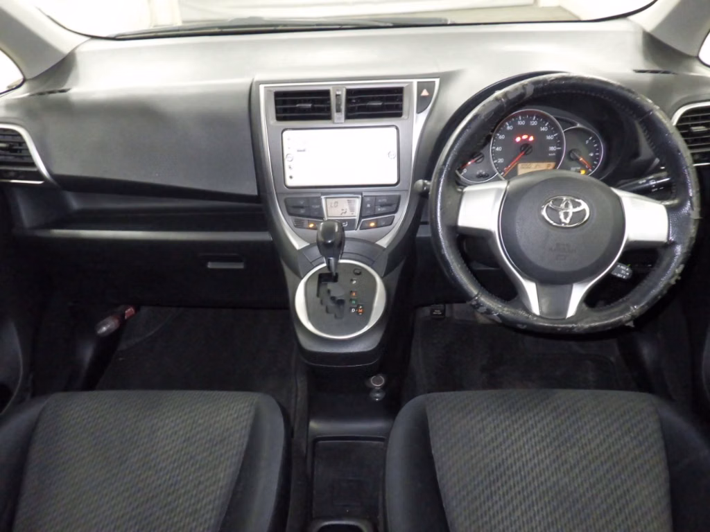 TOYOTA RACTIS
