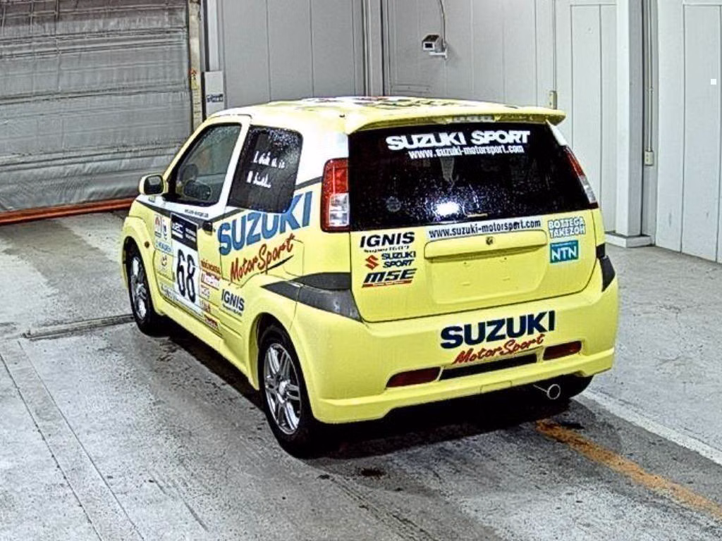 SUZUKI SWIFT