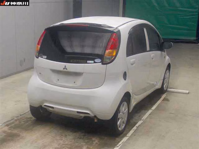 MITSUBISHI I
