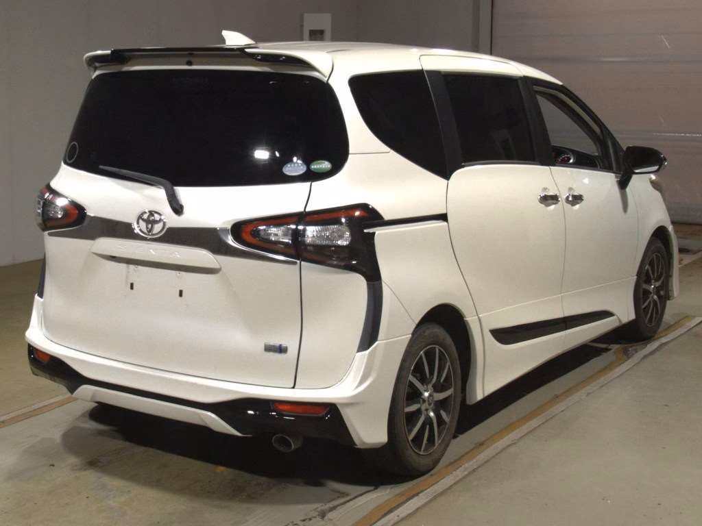 TOYOTA SIENTA