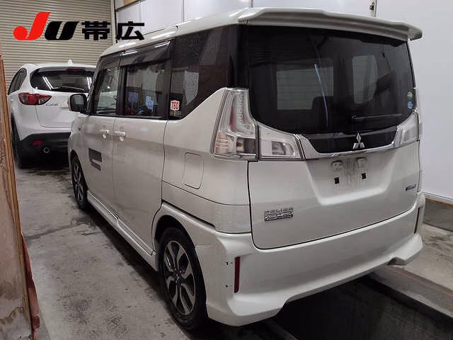 Mitsubishi Delica D:2