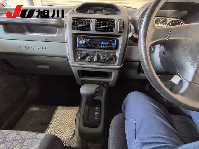 Mitsubishi Pajero Mini